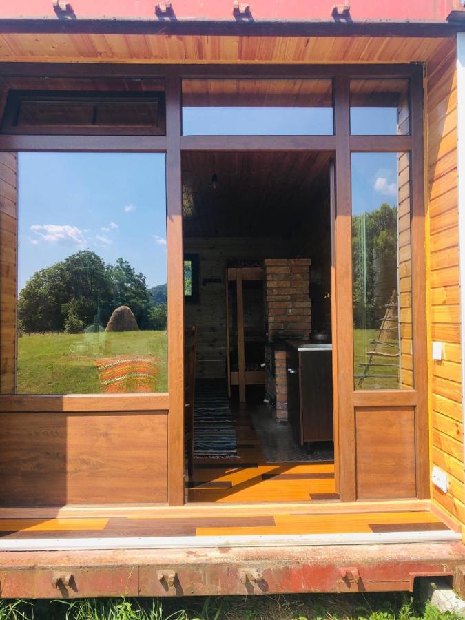 La Container Hotel Curtea De Arges Exterior photo
